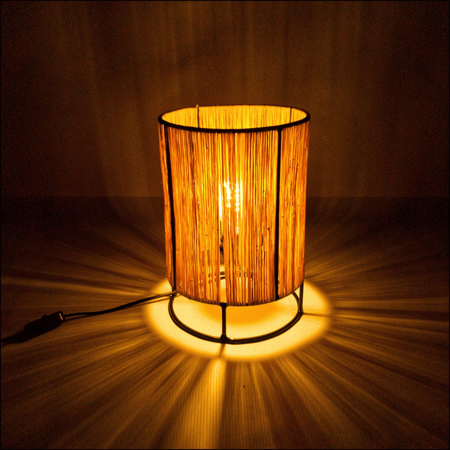 Ardhi Pacho Lamp
