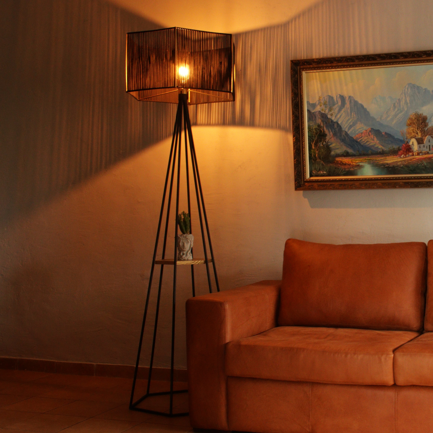 Ardhi Veno Floor Lamp