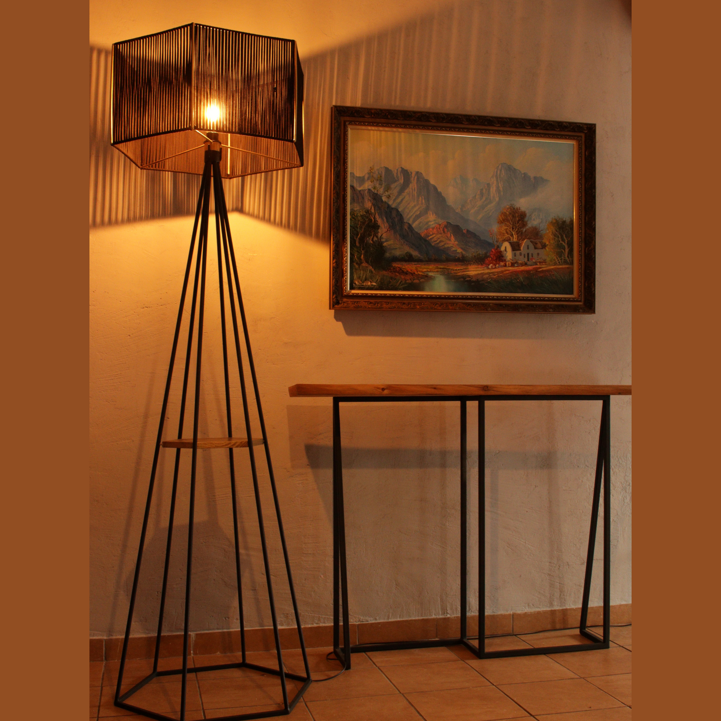 Ardhi Veno Floor Lamp