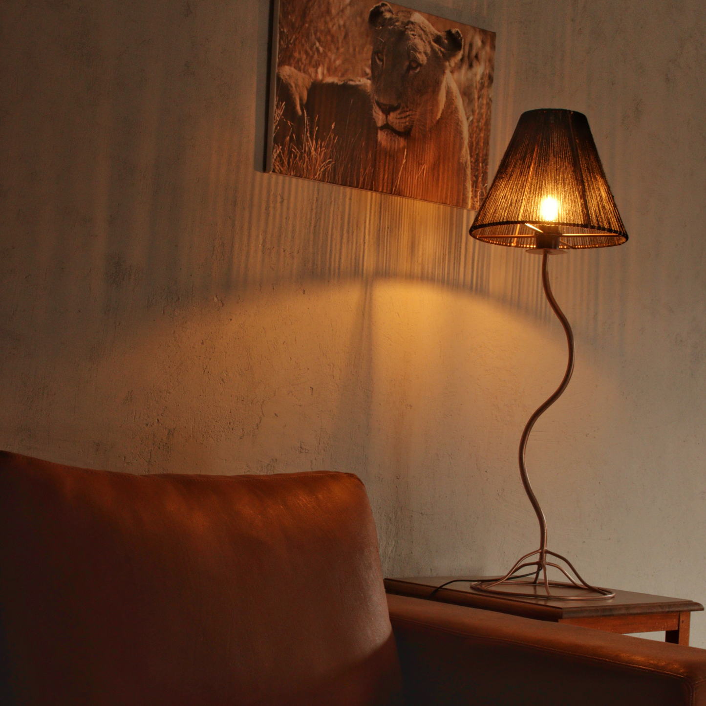 Ardhi Earth Tree Table Lamp