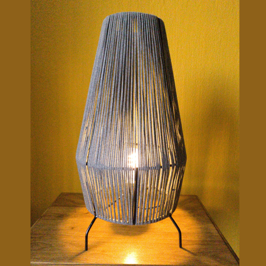 Ardhi Manu Table Lamp - Large
