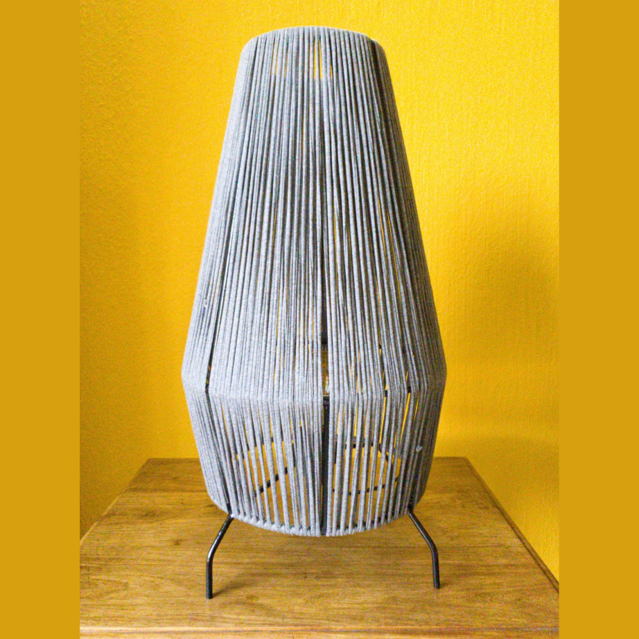 Ardhi Manu Table Lamp - Large
