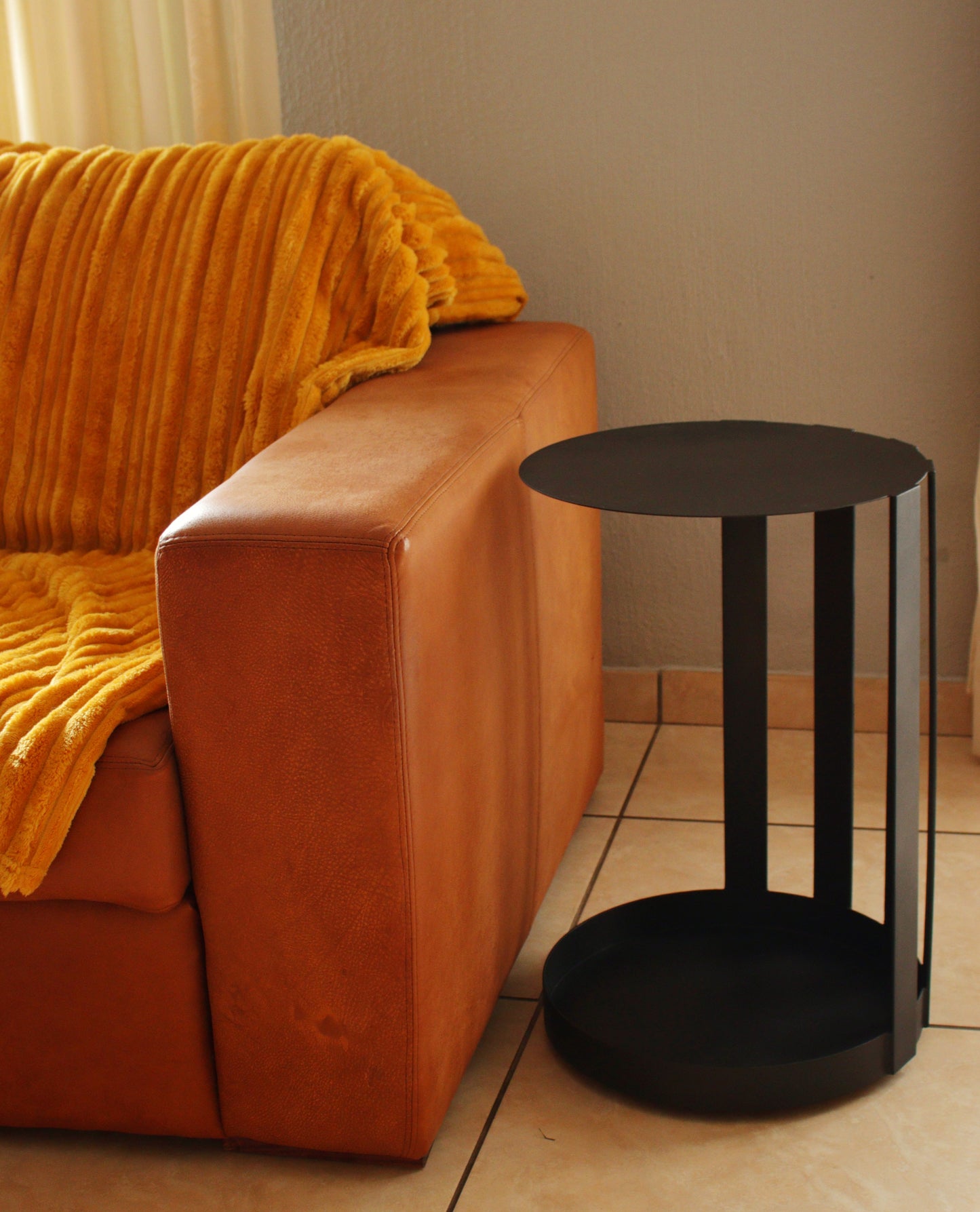Orba Metal side table